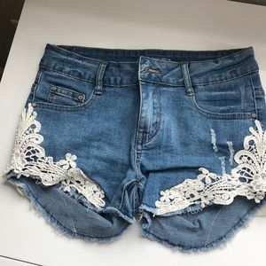 Swan shorts
